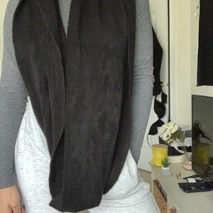 a black scarf